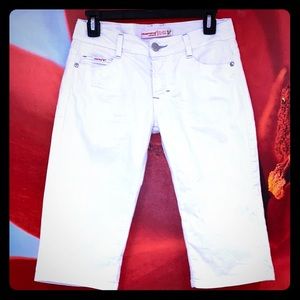 NWOT VITAMINA JEANS BERMUDA SHIRTS IN WHITE
